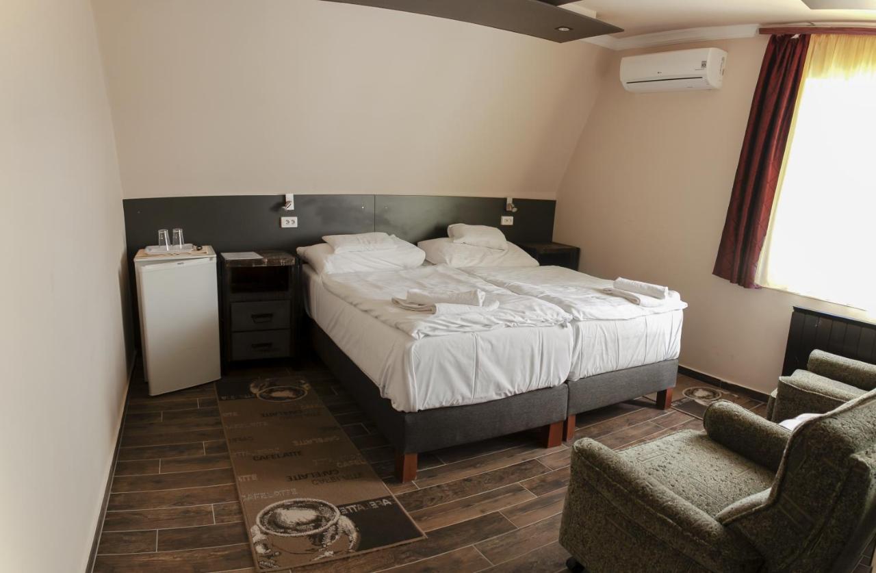 Thermal Panzio Sárvár 외부 사진